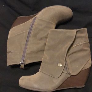 Women’s Wedge Heeled Boots.